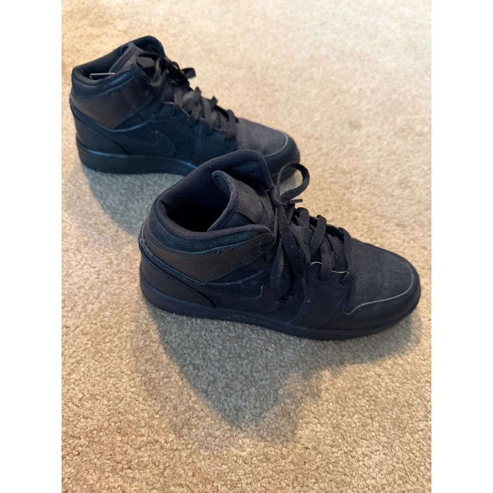 Jordan 1 Mid Retro Phat Black All Black 364771-020 GS Grade School 5.5/Womens 7
